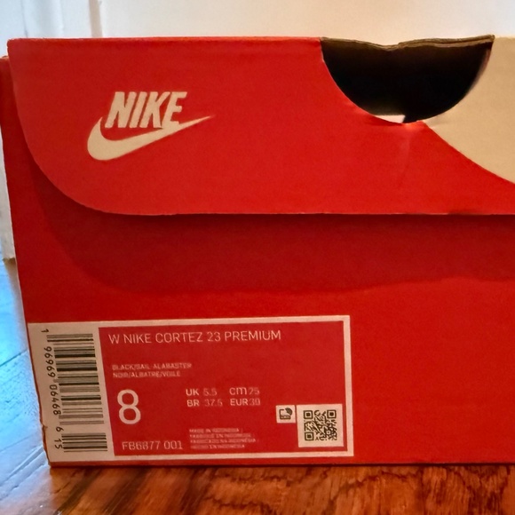 Women's Nike Cortez Black/Sail-Alabaster US 8 - Picture 8 of 8